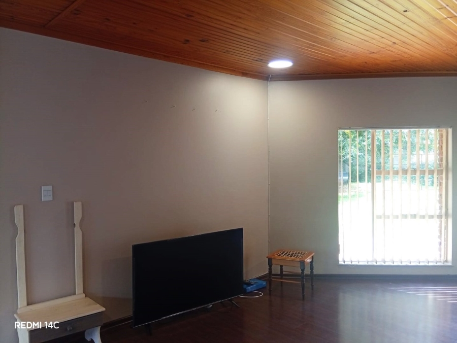 5 Bedroom Property for Sale in Universitas Ridge Free State